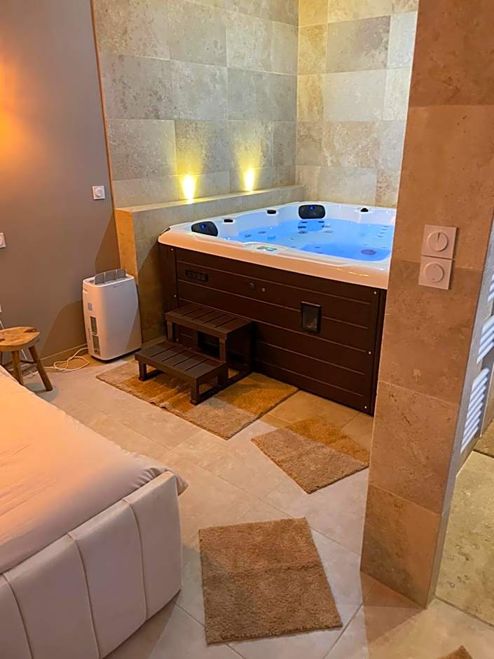 La nuit de rêve Suite privative Jaccuzi Sauna Suite 2