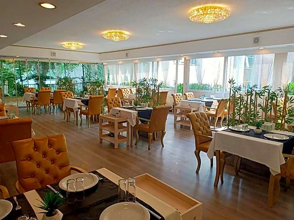 Twins Boutique Hotel