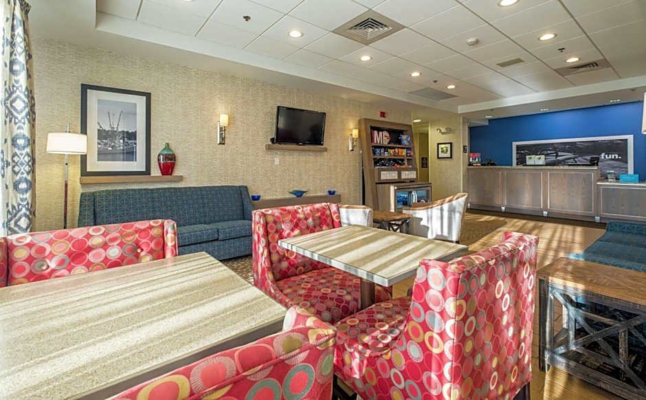 Hampton Inn By Hilton Freeport/Brunswick