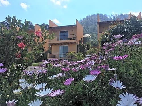 Hotel 7 Cabañas