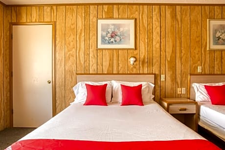 Queen Room with Two Queen Beds