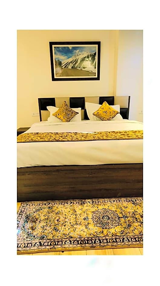 Hotel Saima – Srinagar, PA