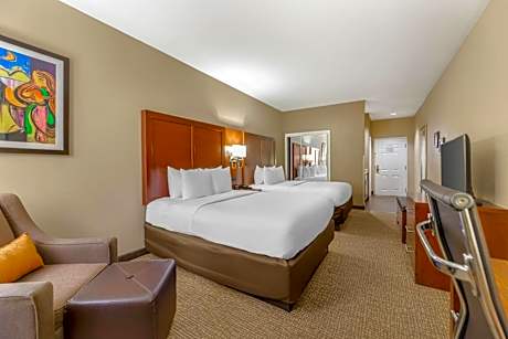 Deluxe Double Room with Two Double Beds - Non-Smoking