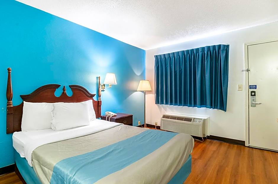 Motel 6-Southgate, MI - Detroit