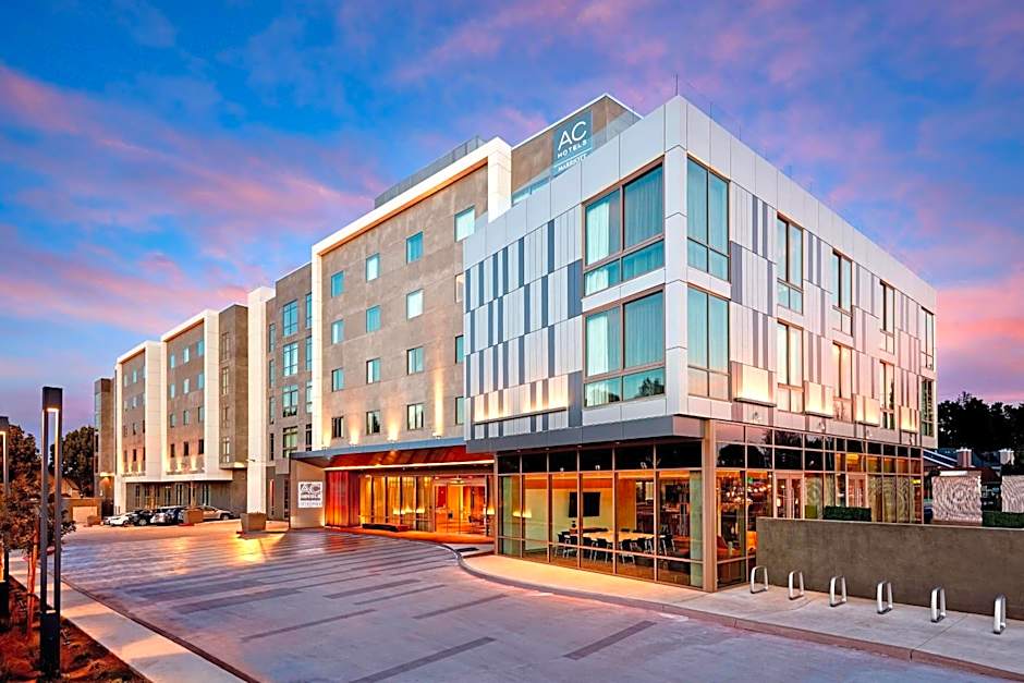 AC Hotel by Marriott San Jose Sunnyvale Cupertino