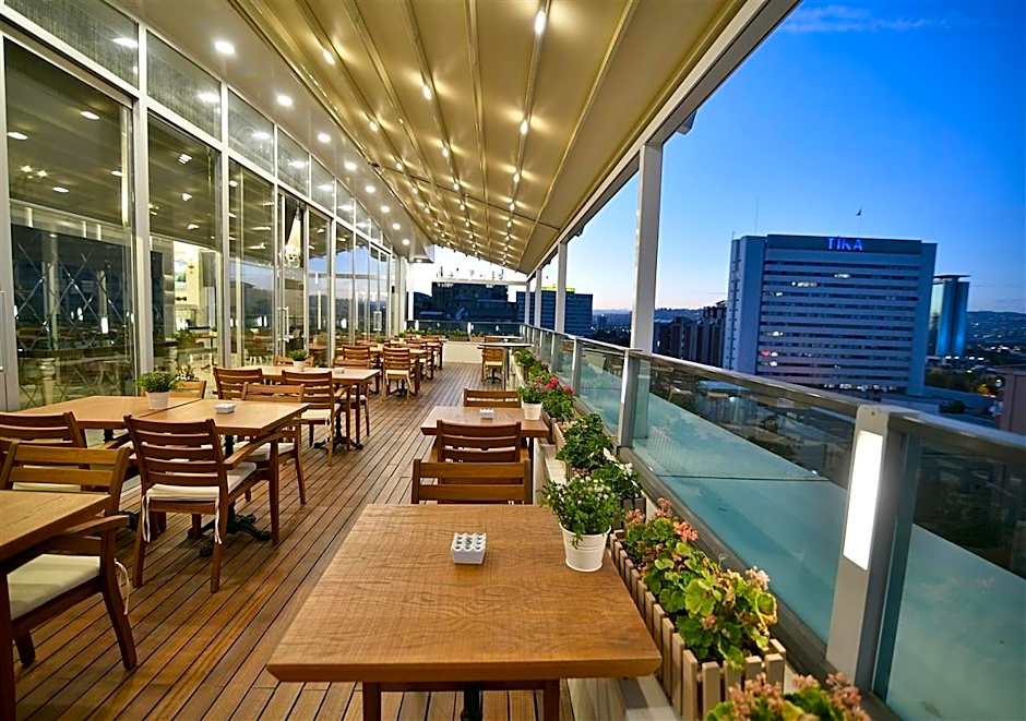 Güvenay Business Hotel