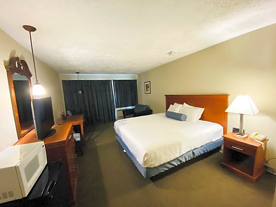 Fleetwood Inn Suites
