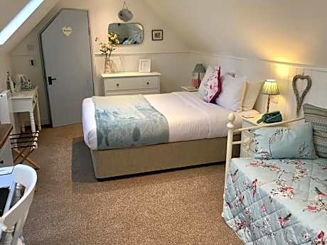 King Room with Garden View