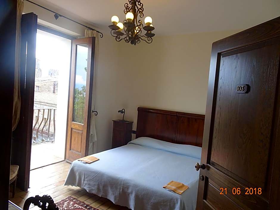 Castello di Altomonte