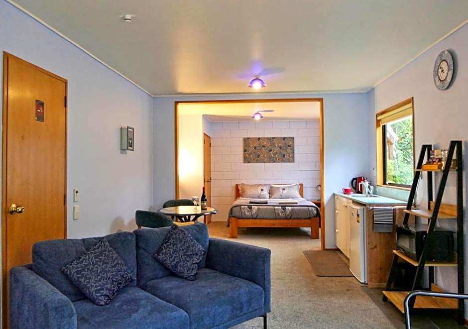 Queenstown Holiday Park Creeksyde