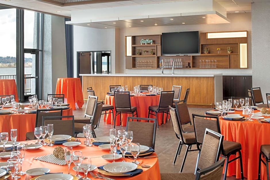 Holiday Inn - Portland - Columbia Riverfront, an IHG Hotel