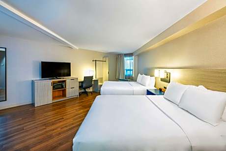 Queen Room with Two Queen Beds - Non-Smoking