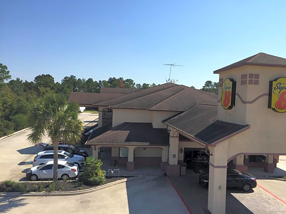 Super 8 by Wyndham Humble/Fm 1960/Hwy 59