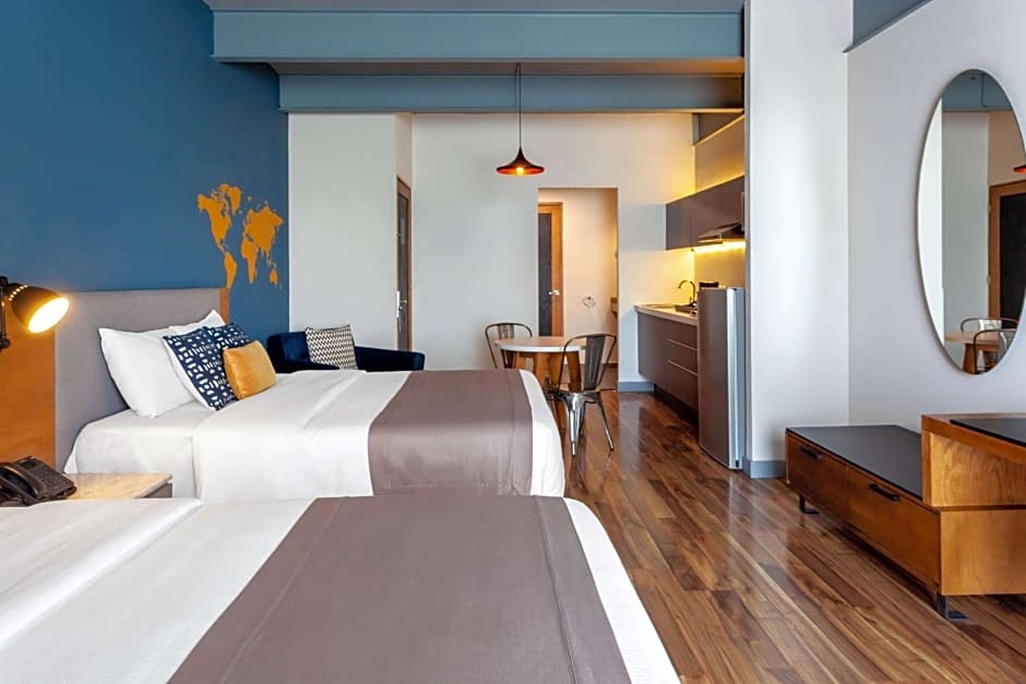 TRYP by Wyndham San Luis Potosi Hotel & Suites