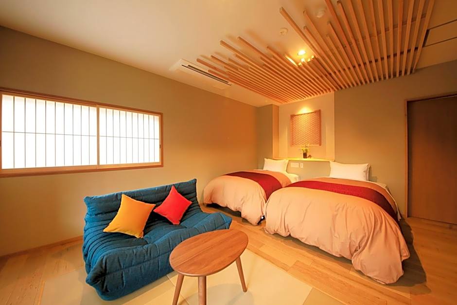 Hakone Fuga - Adult Only