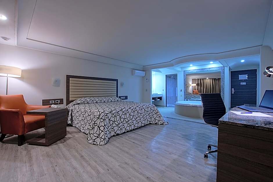 Econo Express Hotel