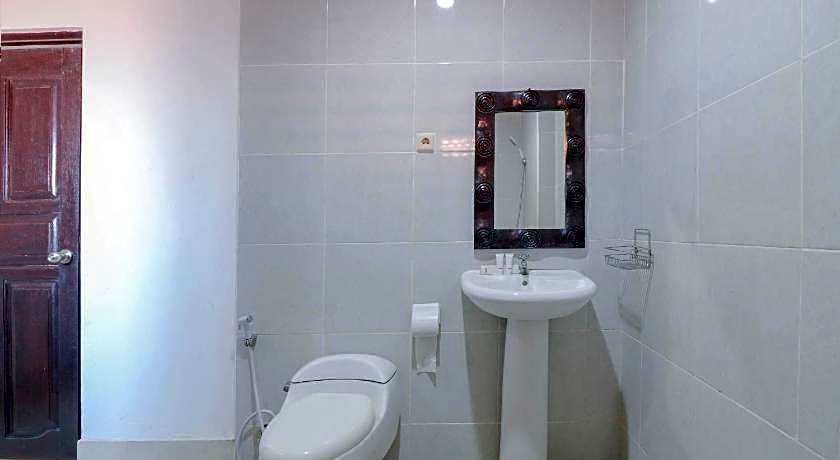 Capital O 1666 Grand Pudjawan Hotel Near Kuta Beach