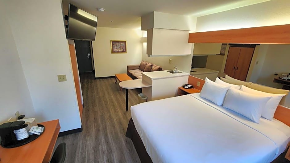 SureStay by Best Western Sacramento South Natomas