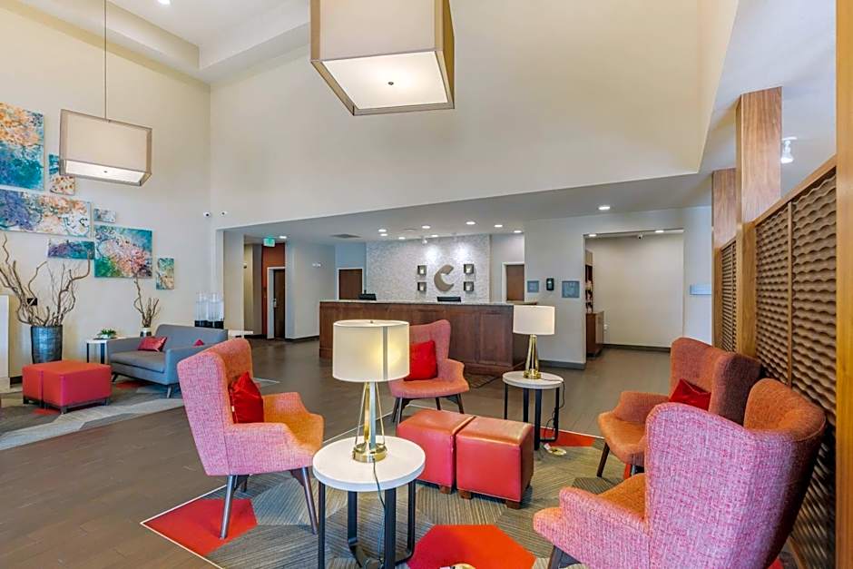 Comfort Suites Loveland Johnstown
