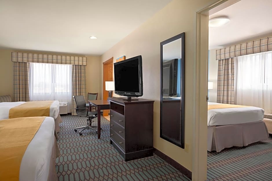 Country Inn & Suites by Radisson, Lubbock, TX
