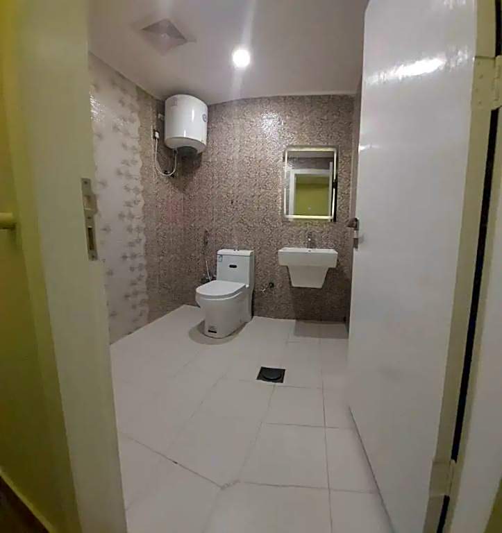 Golden Tulip Abha