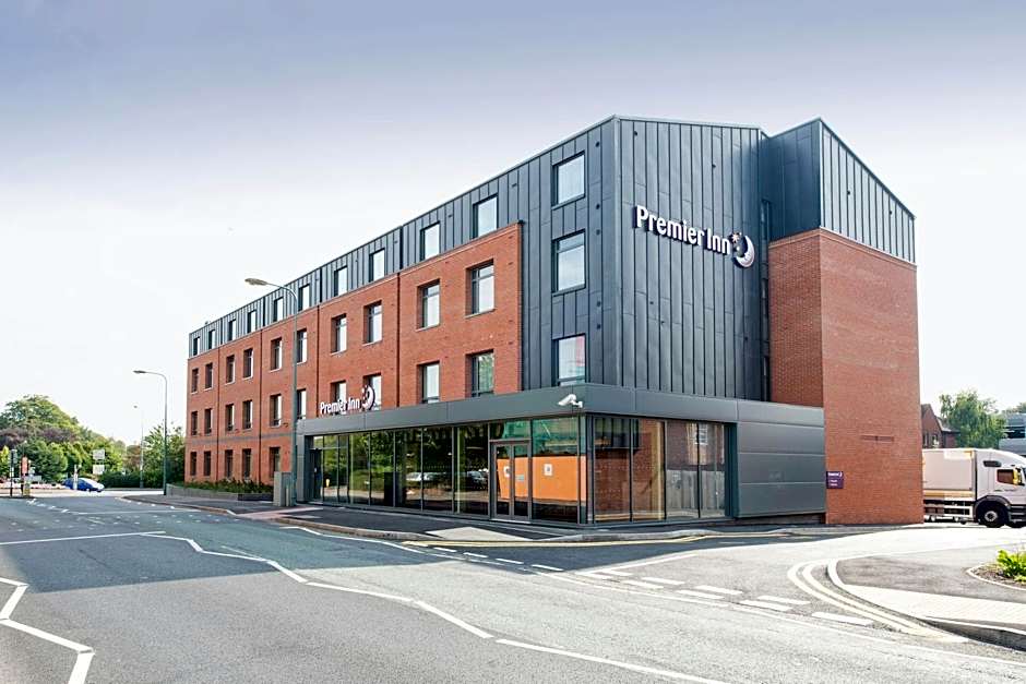 Premier Inn Lichfield City Centre