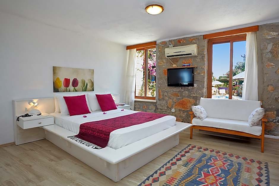 Photo 1 of 4 of Vali Serce