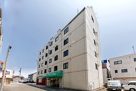 Tabist IWATA Station Hotel