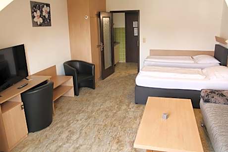Studio Apartment - Twin Room without Balcony