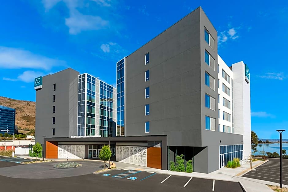 AC Hotel by Marriott San Francisco Airport/Oyster Point Waterfront