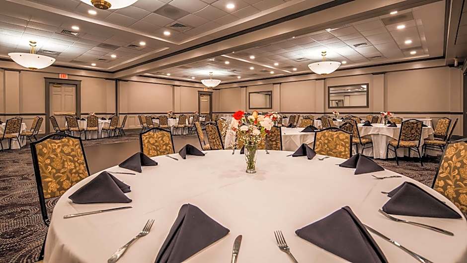 Best Western Adams Inn