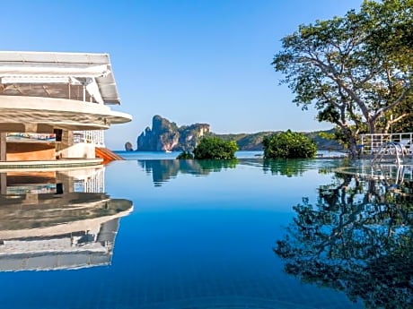 PP Charlie Beach Resort (SHA Extra Plus)