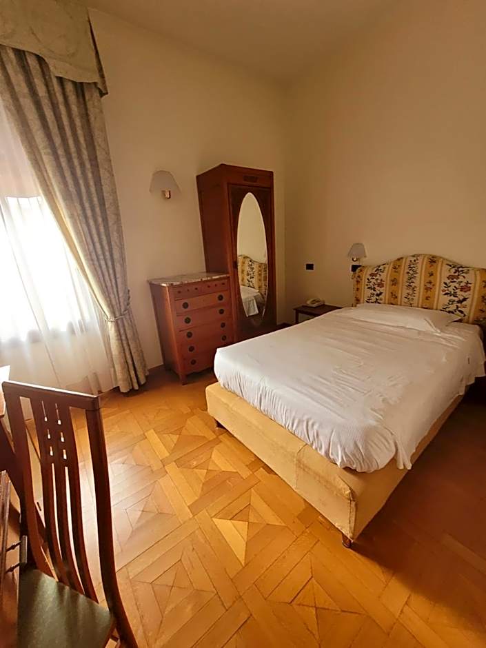 Hotel Alla Rocca Conference & Restaurant