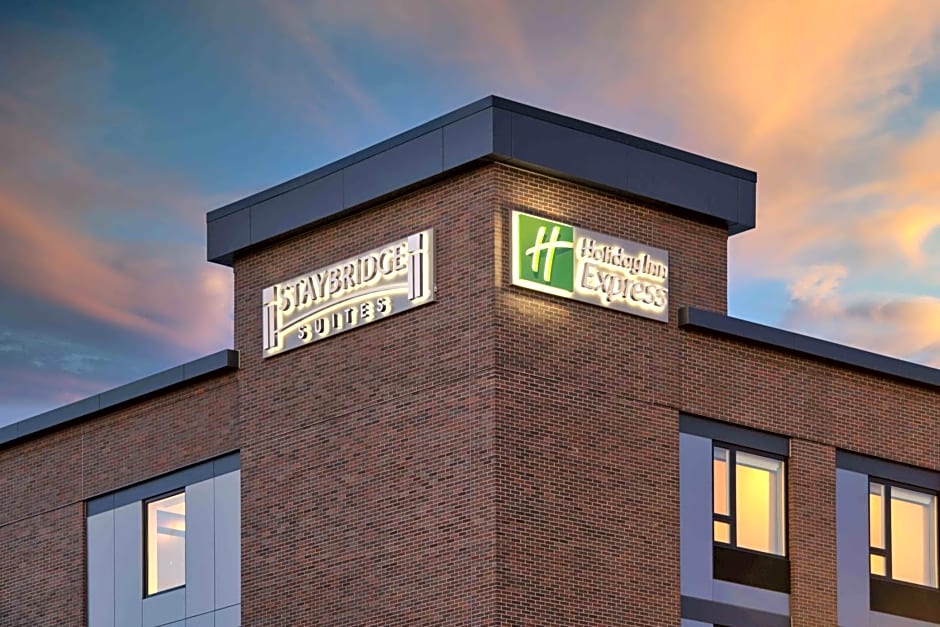 Holiday Inn Express Boston Logan Airport - Revere