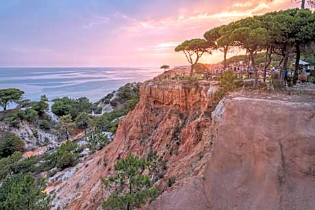 Pine Cliffs Hotel, a Luxury Collection Resort, Algarve