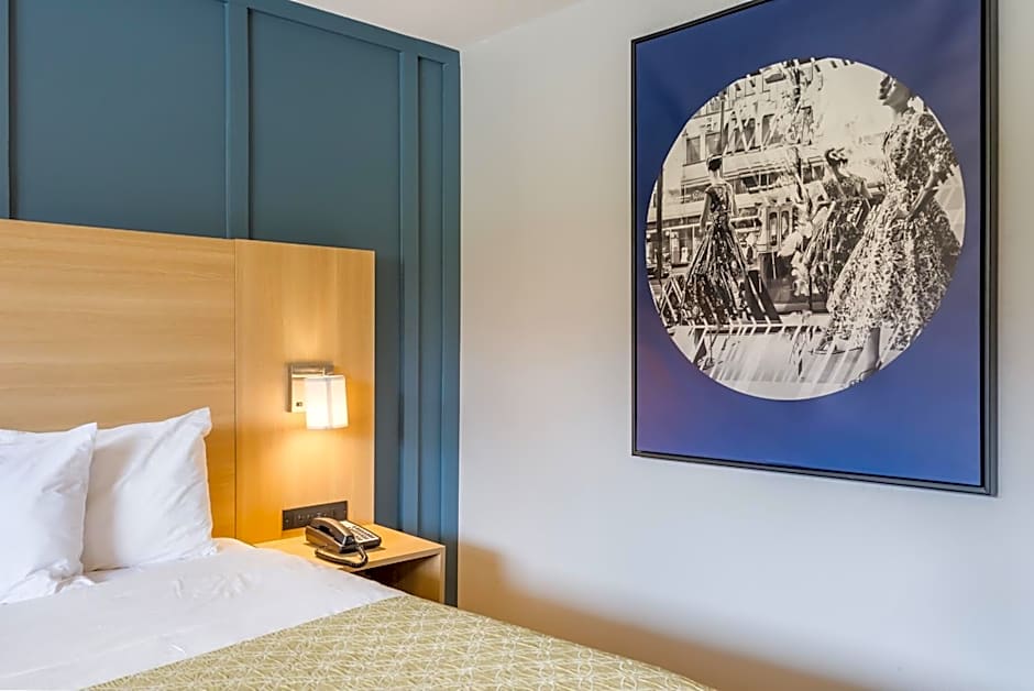 Ardsley Acres Hotel Court