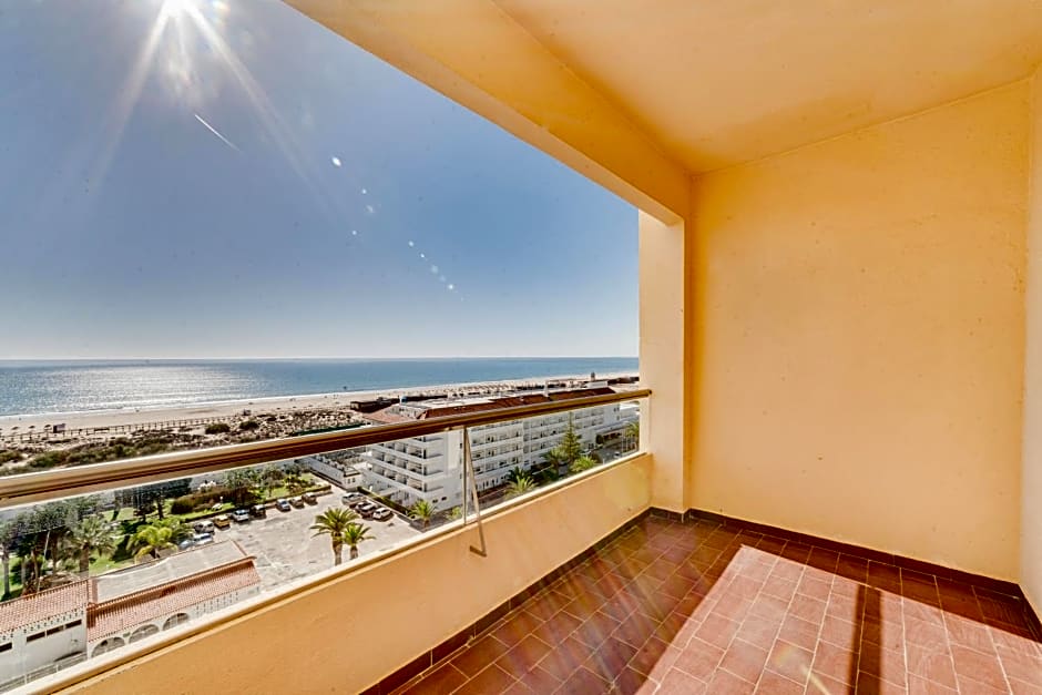 Yellow Praia Monte Gordo