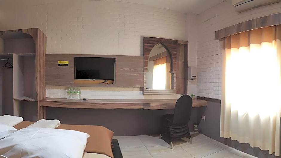 Hotel Syariah Larismanis