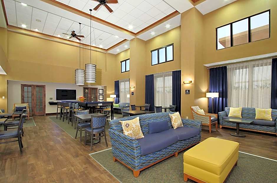 Hampton Inn By Hilton & Suites Madisonville