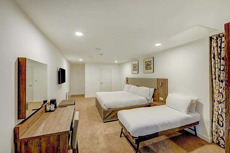 OYO Plymouth Central