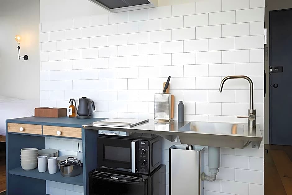 mizuka Imaizumi 1 - unmanned hotel -