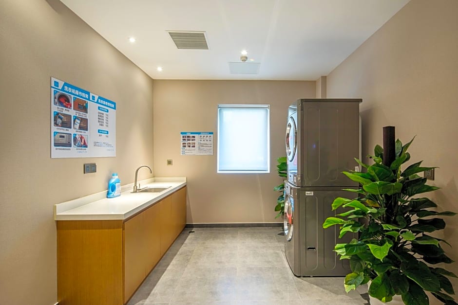 Holiday Inn Express Shaoxing Paojiang By IHG