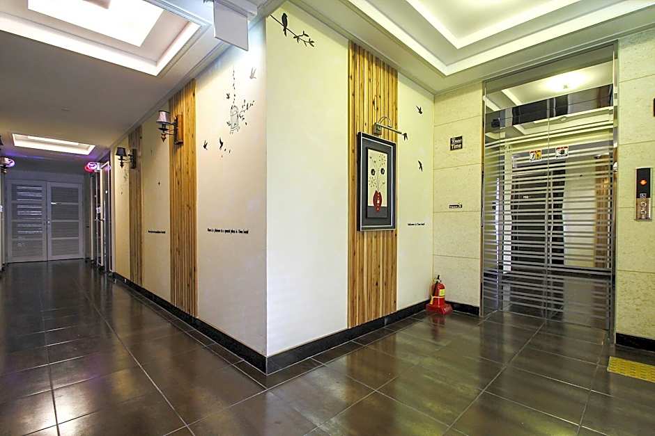 Time Hotel