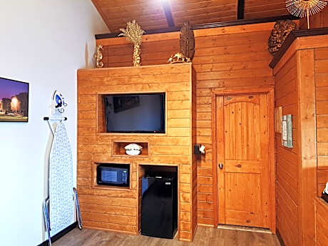 Luxury Suite with Spa Bath