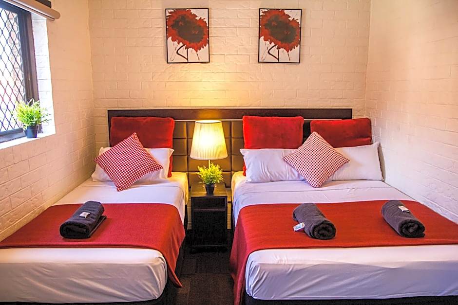 Ascot Budget Inn & Residences