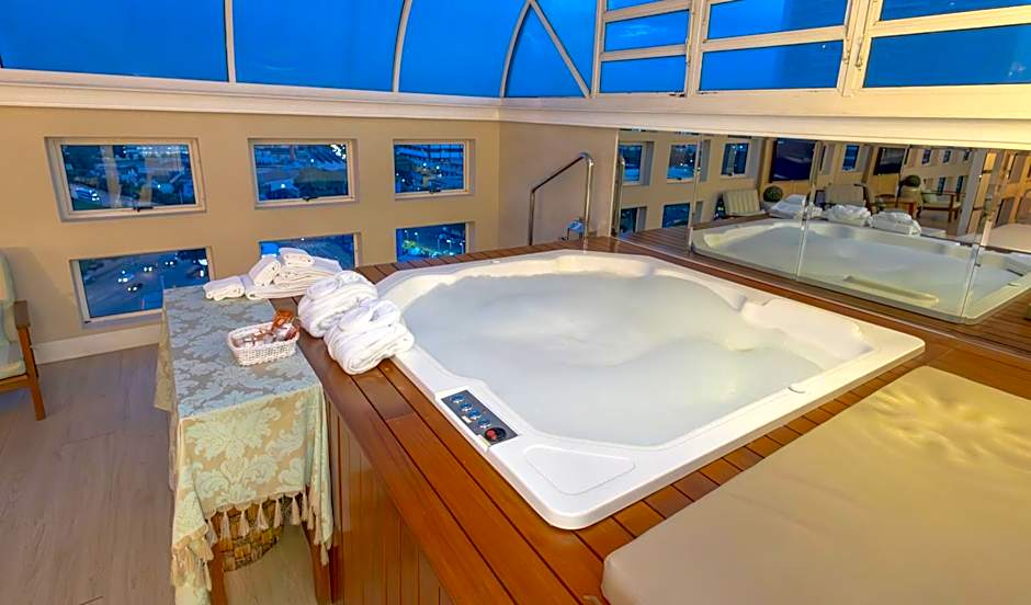 Lizon Curitiba Hotel