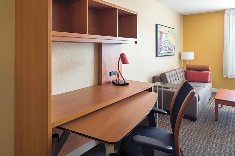 TownePlace Suites by Marriott Los Angeles LAX/Manhattan Beach