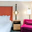 La Quinta Inn & Suites by Wyndham New Orleans Downtown