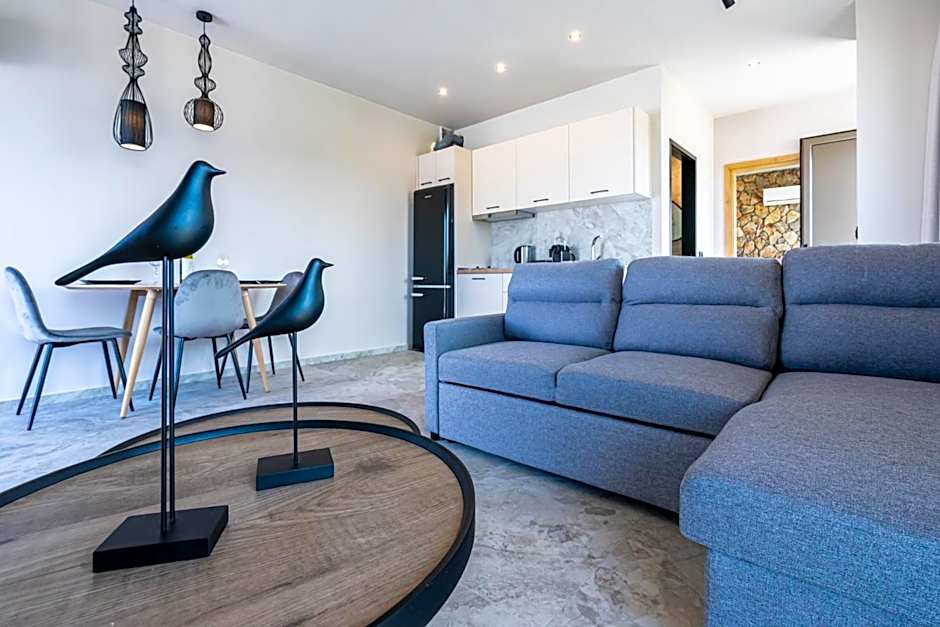 Pathos SeaSide Suites