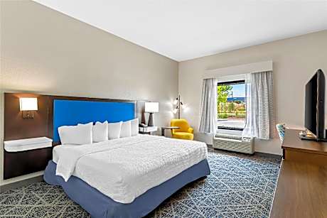 1 KING MOBILITY ACCESS ROLL IN SHOWER NOSMOK